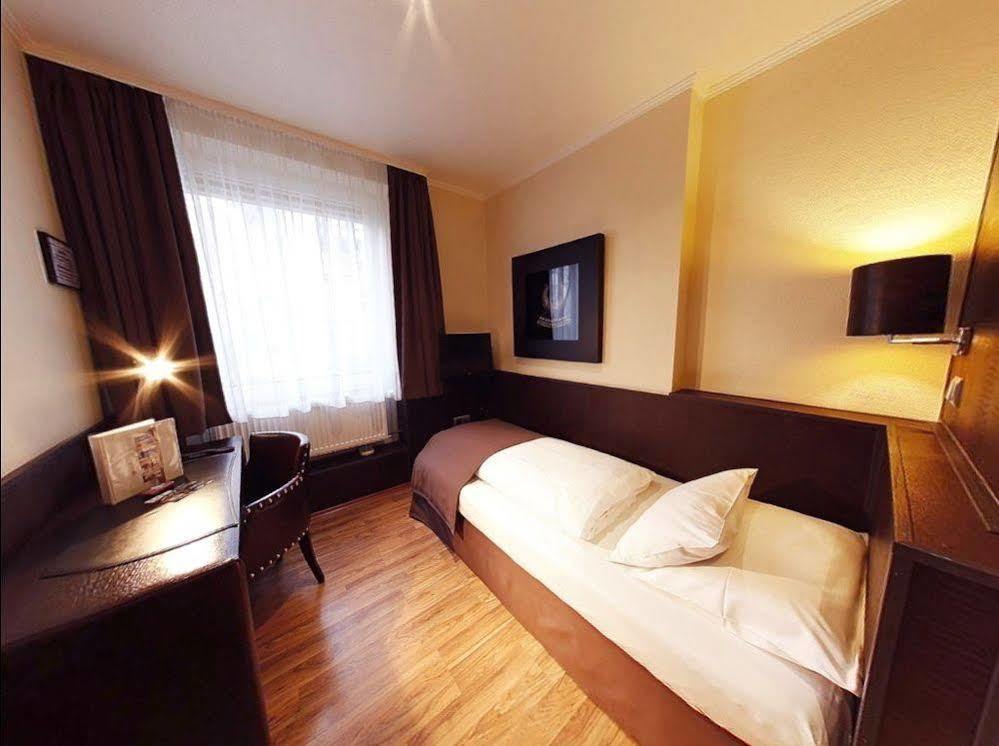 Boutique Hotel Duesseldorf Berial Luaran gambar